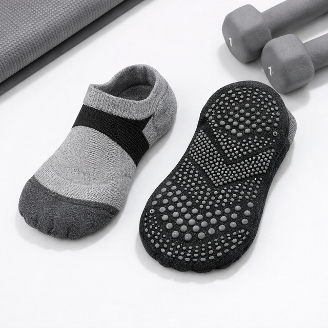 Where to Buy Grip Socks for Pilates: Best Picks