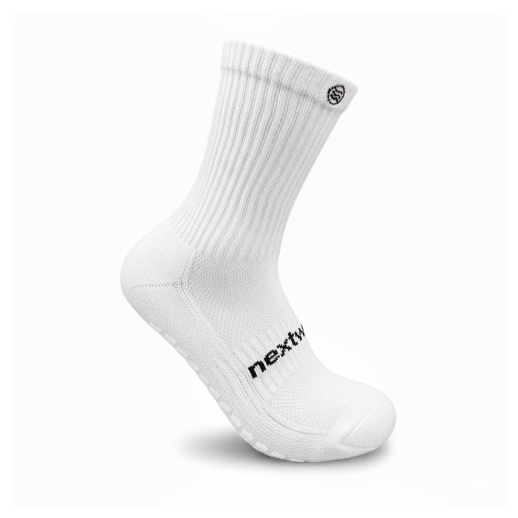 PRO GRIP SOCKS: WHITE